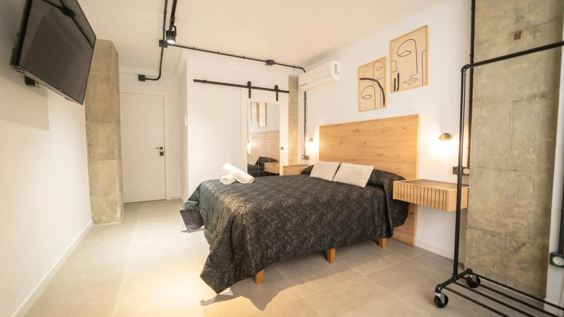 H&H Suite Oasis Granada 0*,  Spain
